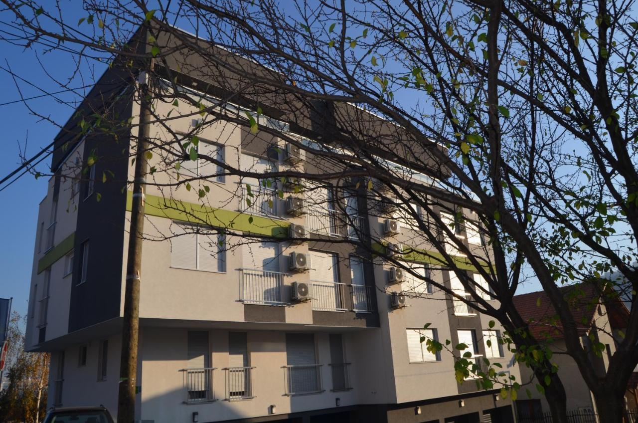 Apart Hotel Family SJJ Exterior foto